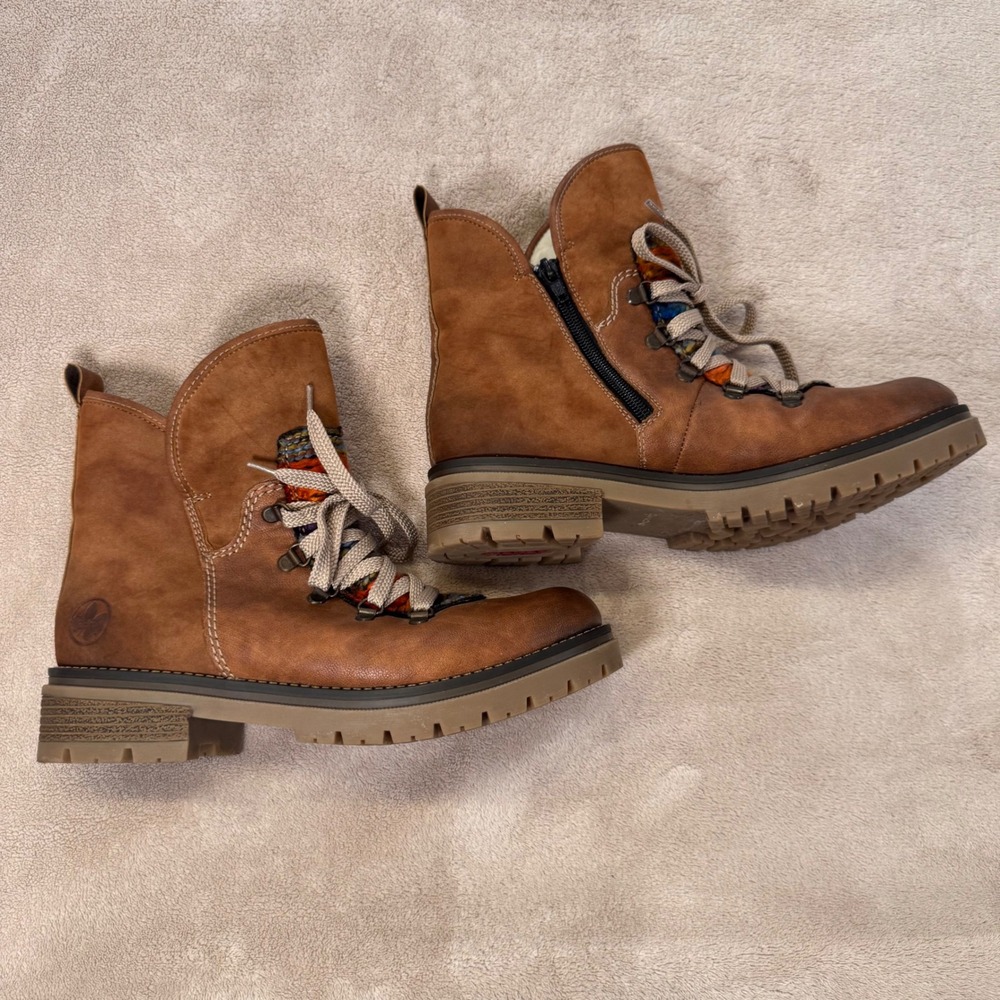 Rieker Leather Lug Sole Sweater Knit Sherpa Hiking Boots Cozy Boho EU40/US 9.5 - Picture 7 of 11